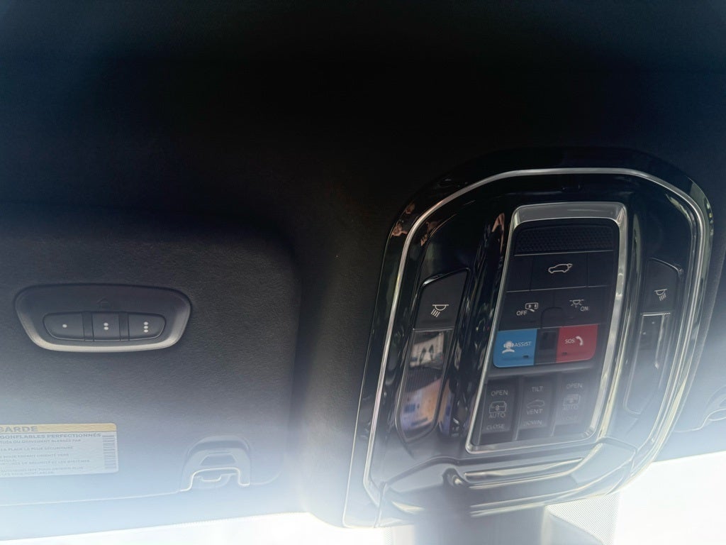 2023 Jeep Grand Wagoneer Series II