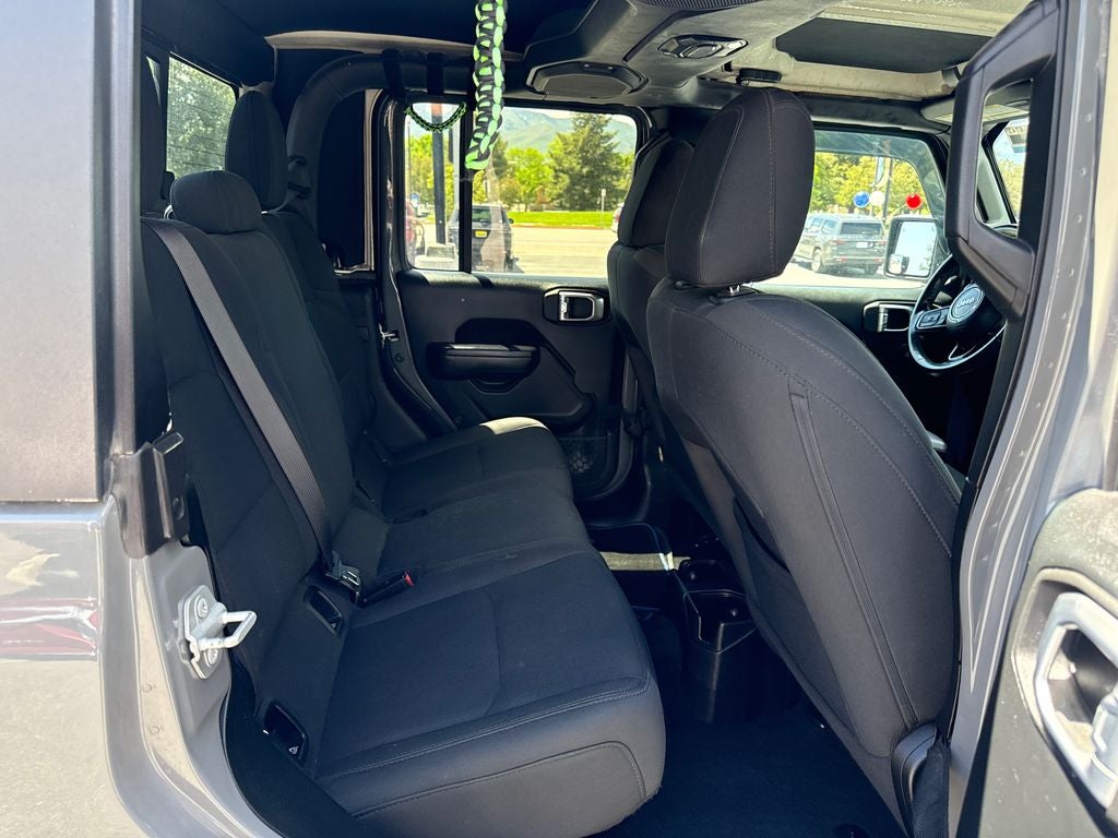 2021 Jeep Gladiator Sport