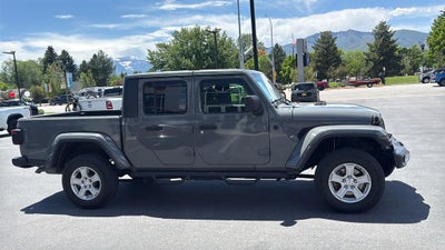 2021 Jeep Gladiator Sport