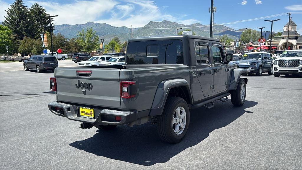 2021 Jeep Gladiator Sport