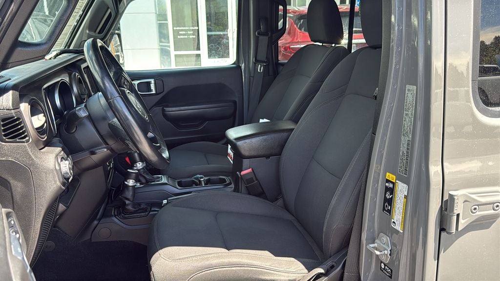2021 Jeep Gladiator Sport