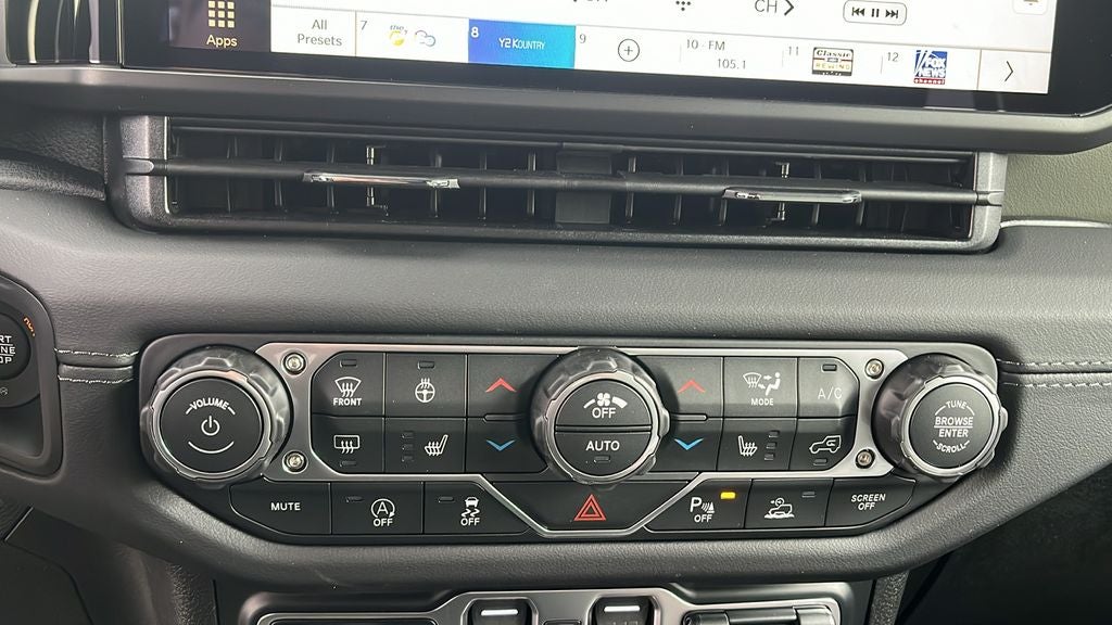 2026 Jeep Gladiator Mojave X