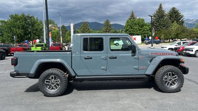 2026 Jeep Gladiator Mojave X