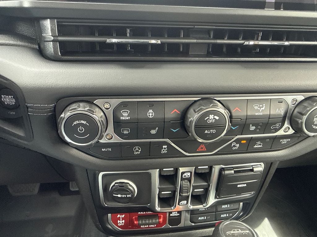 2026 Jeep Gladiator Mojave X