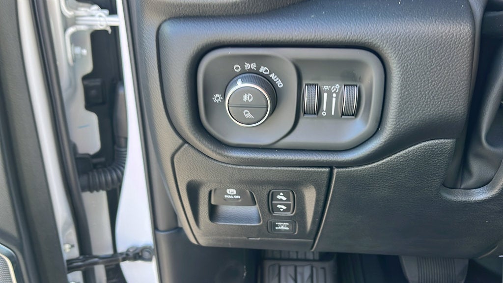 2027 RAM 1500 Laramie