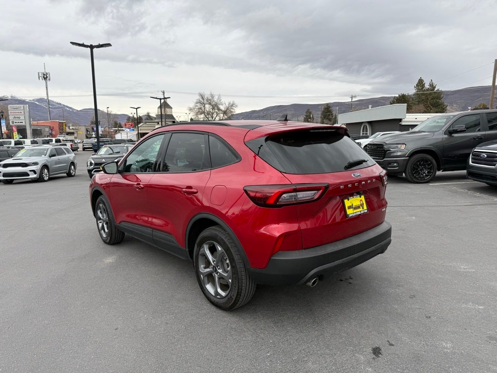 2025 Ford Escape ST-Line