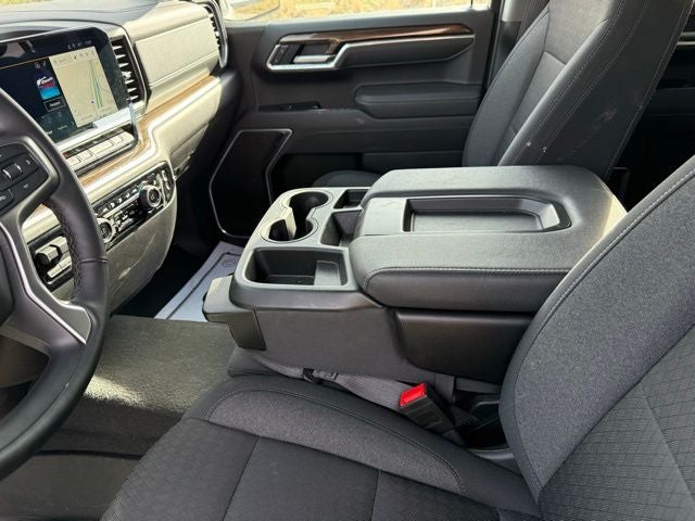 2025 Chevrolet Silverado 1500 LT LT1