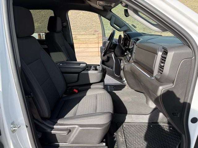 2025 Chevrolet Silverado 1500 LT LT1