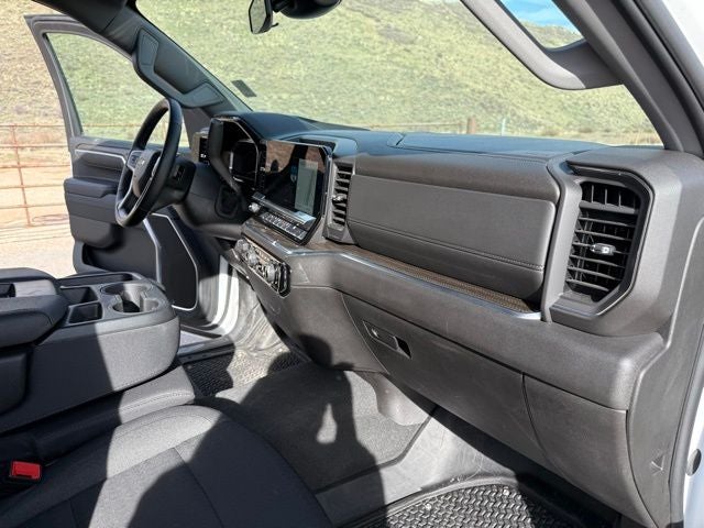 2025 Chevrolet Silverado 1500 LT LT1