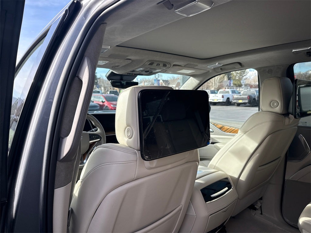 2022 Cadillac Escalade Sport Platinum