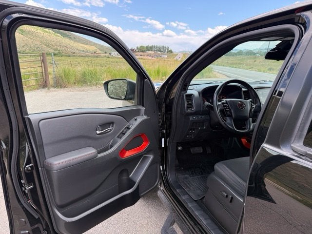 2022 Nissan Frontier PRO-4X