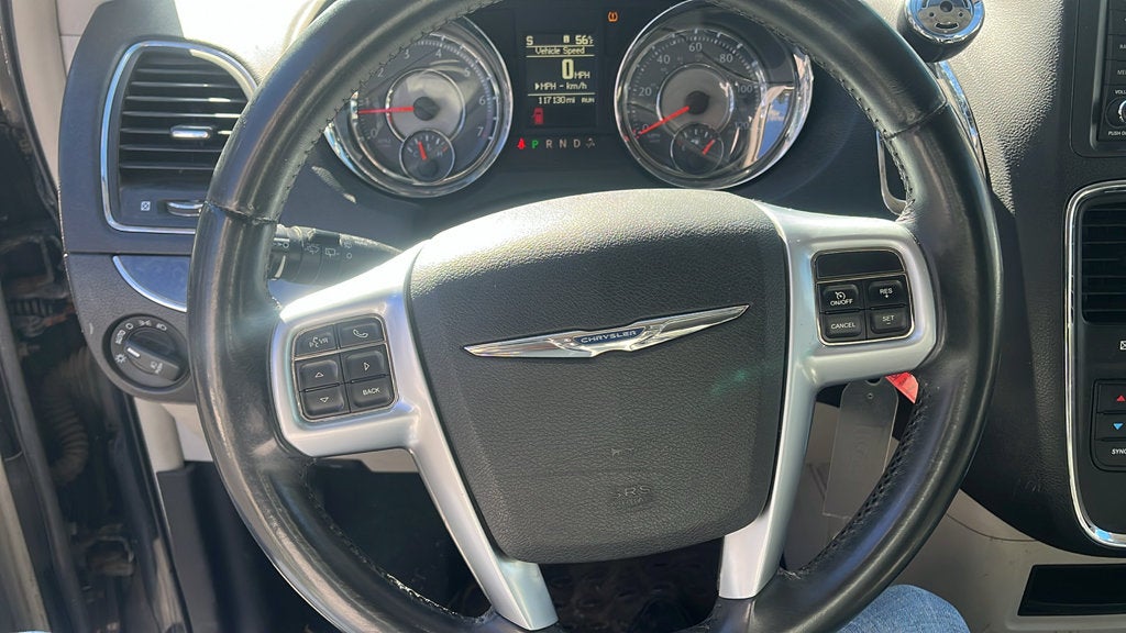 2013 Chrysler Town & Country Touring