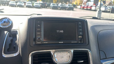 2013 Chrysler Town & Country Touring