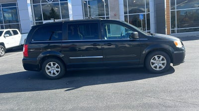 2013 Chrysler Town & Country Touring