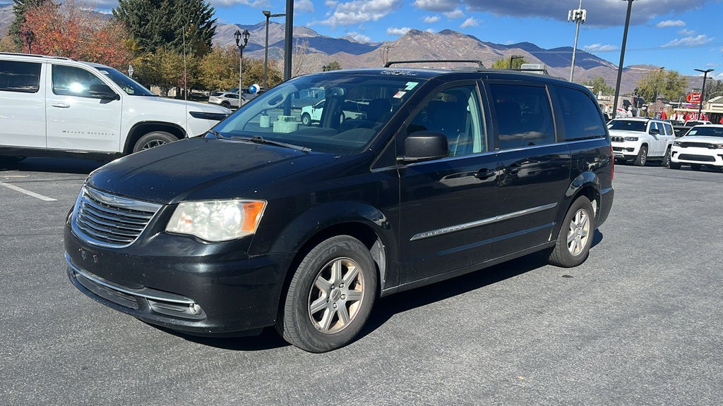 2013 Chrysler Town & Country Touring