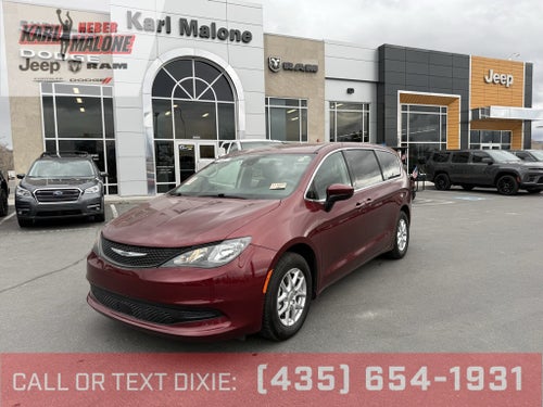 2023 Chrysler Voyager LX