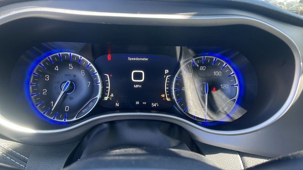 2027 Chrysler Pacifica Select