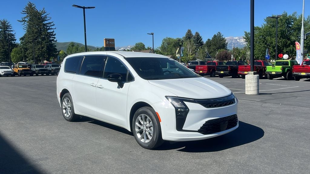 2027 Chrysler Pacifica Select