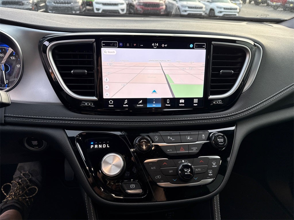 2026 Chrysler Pacifica Limited