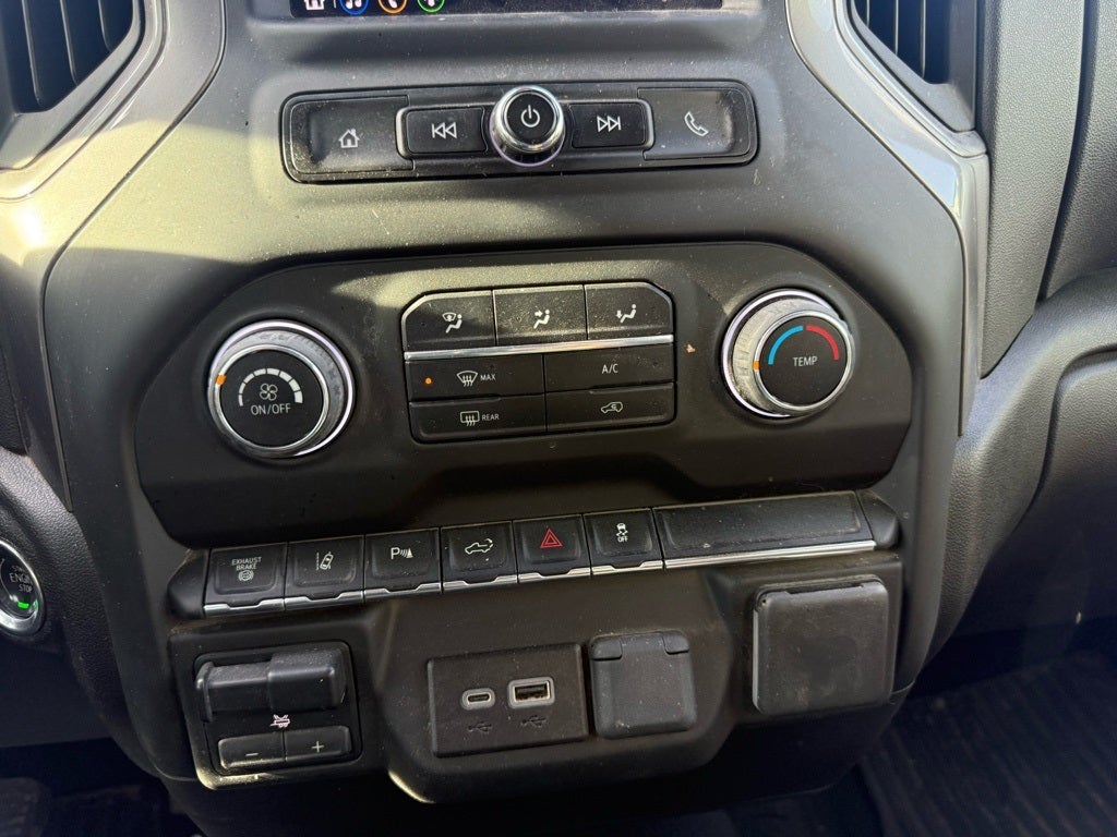 2024 Chevrolet Silverado 2500HD Custom