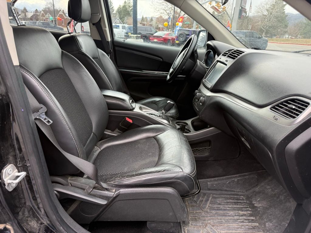 2018 Dodge Journey Crossroad