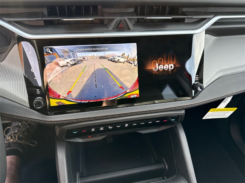 2026 Jeep Cherokee Laredo