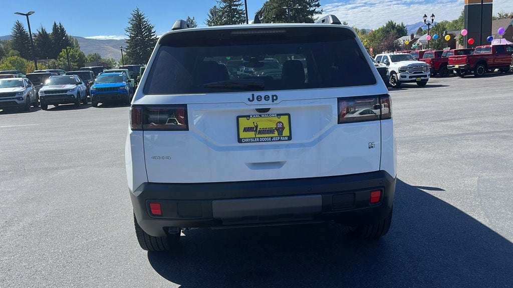2026 Jeep Cherokee Base