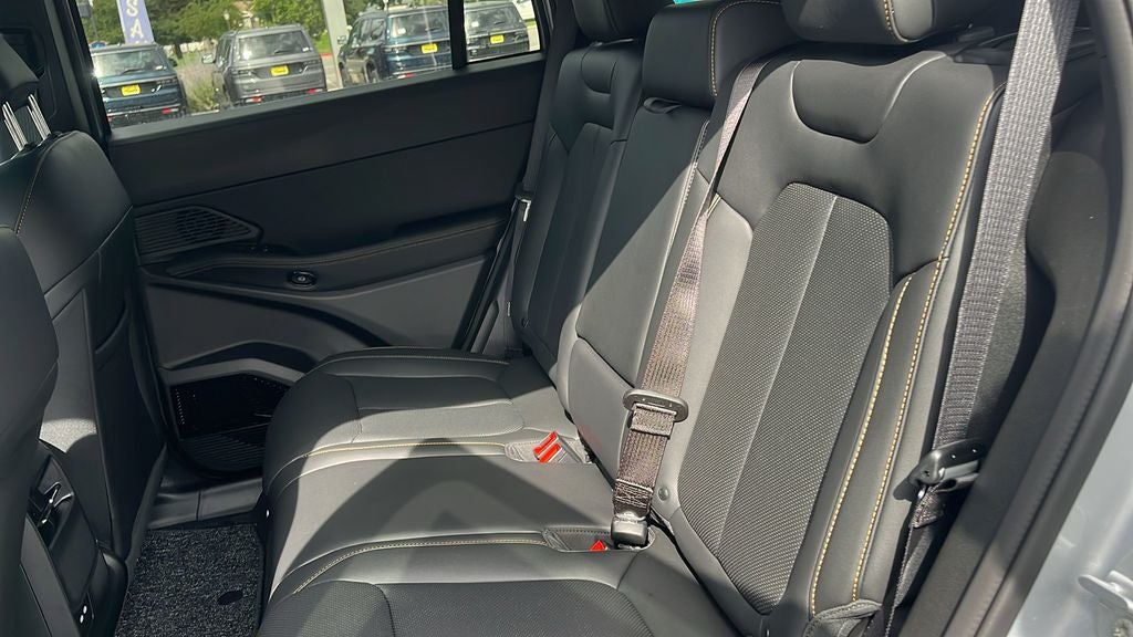 2026 Jeep Cherokee Base
