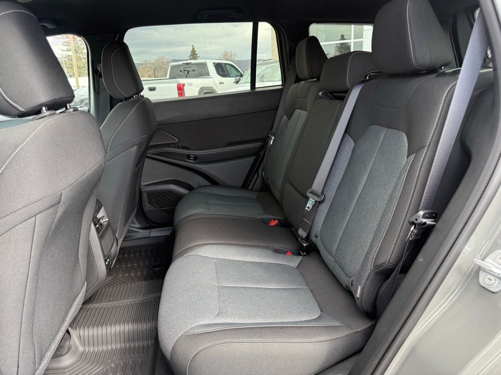 2026 Jeep Cherokee Laredo