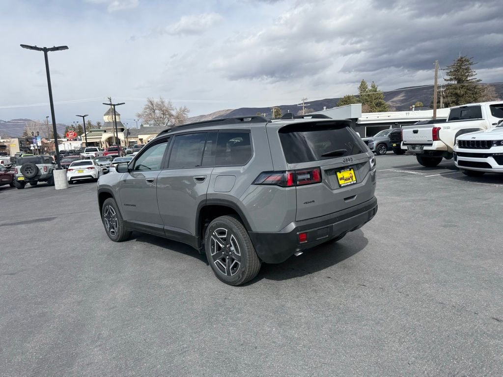 2026 Jeep Cherokee Laredo