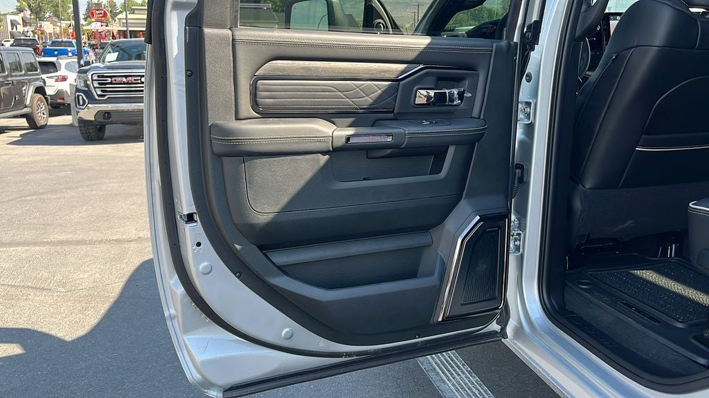 2026 RAM 3500 Limited