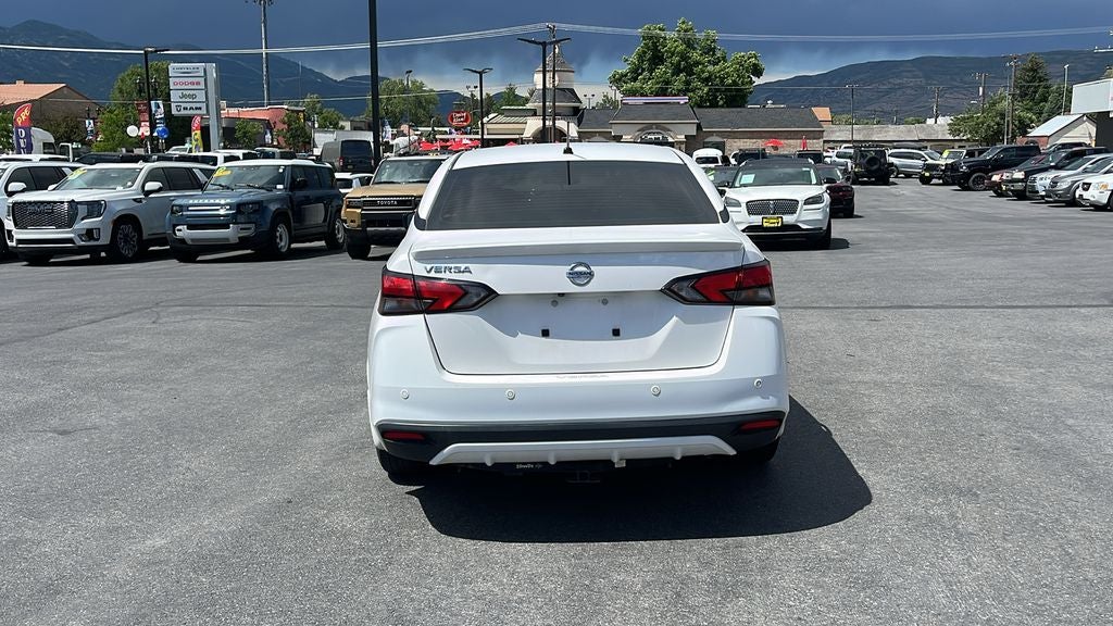 2020 Nissan Versa 1.6 S