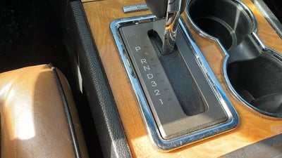 2011 Lincoln Navigator Base