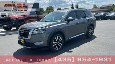 2023 Nissan Pathfinder Platinum