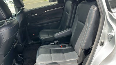 2017 Toyota Highlander Limited