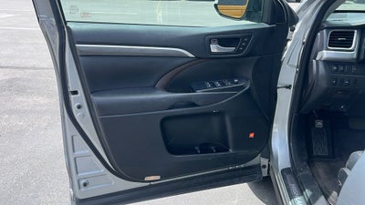 2017 Toyota Highlander Limited