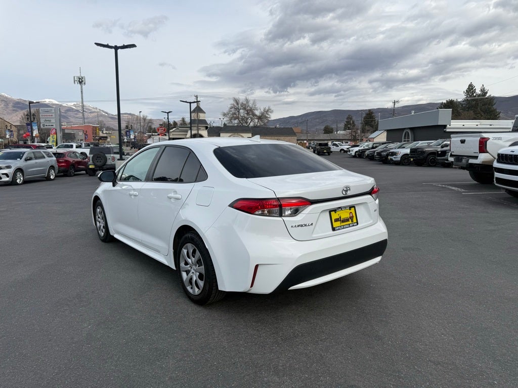 2022 Toyota Corolla LE