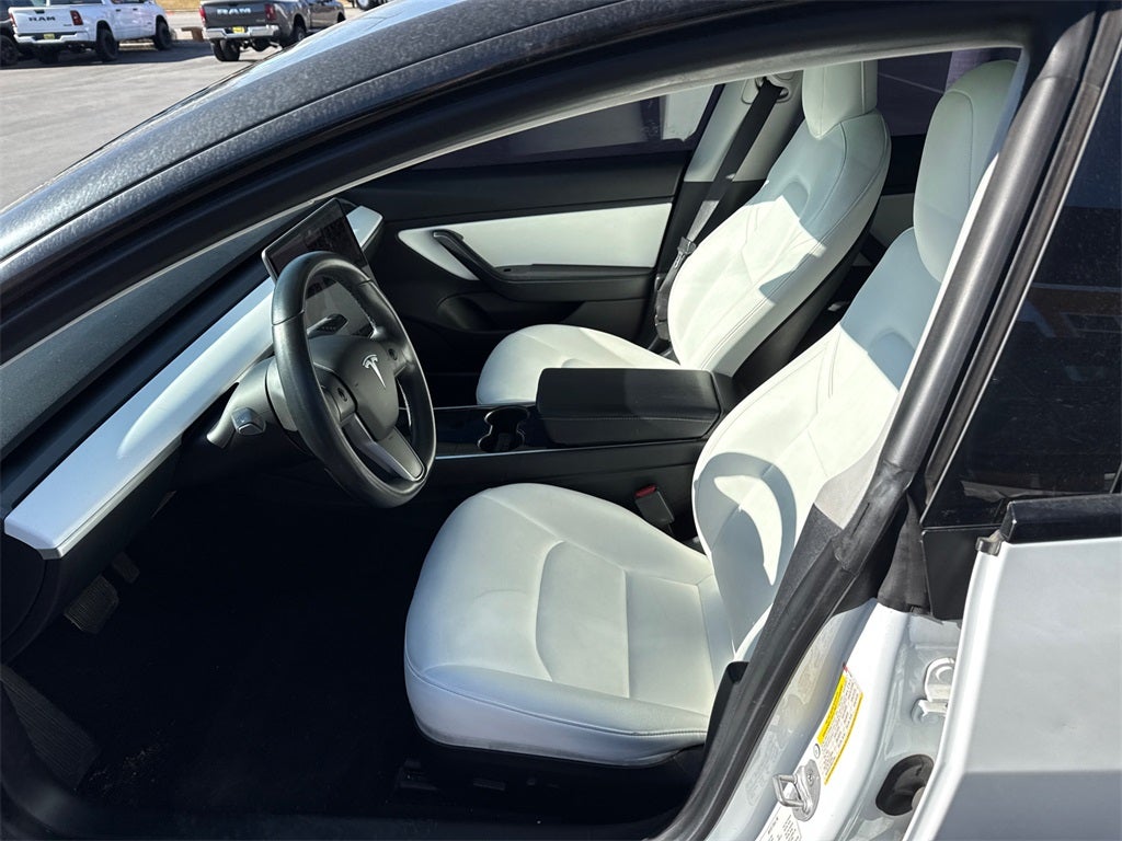 2019 Tesla Model 3 Standard Range Plus