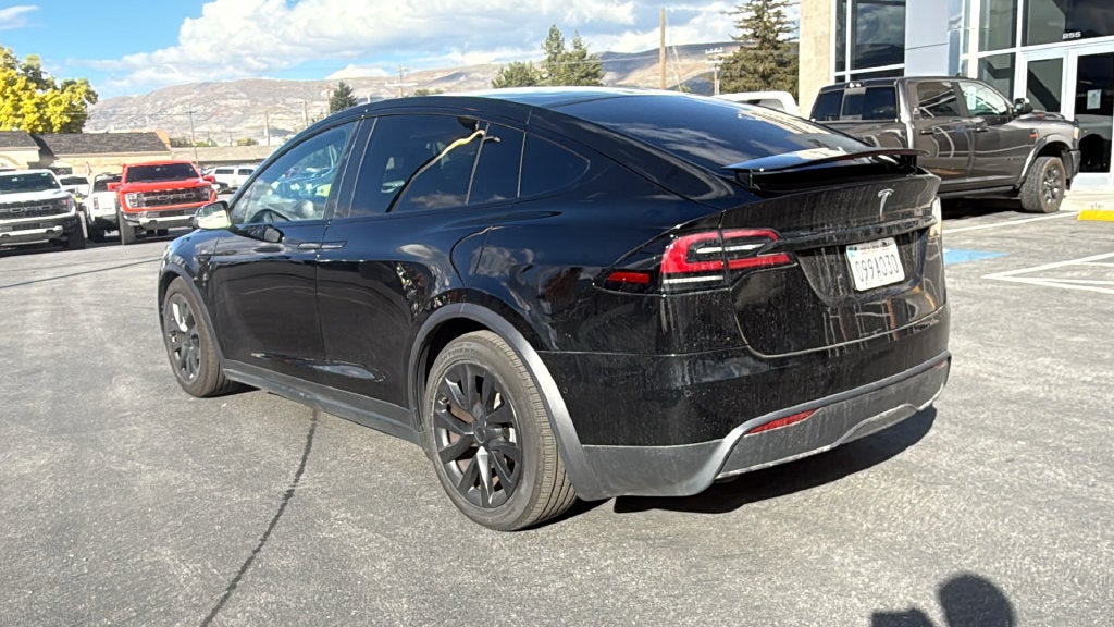 2023 Tesla Model X Base