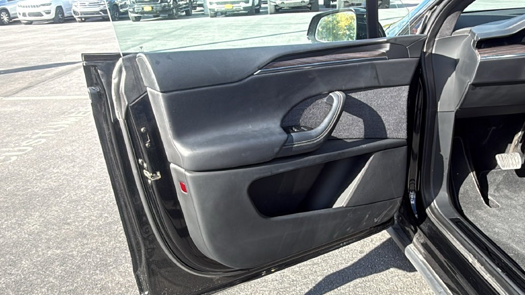 2023 Tesla Model X Base