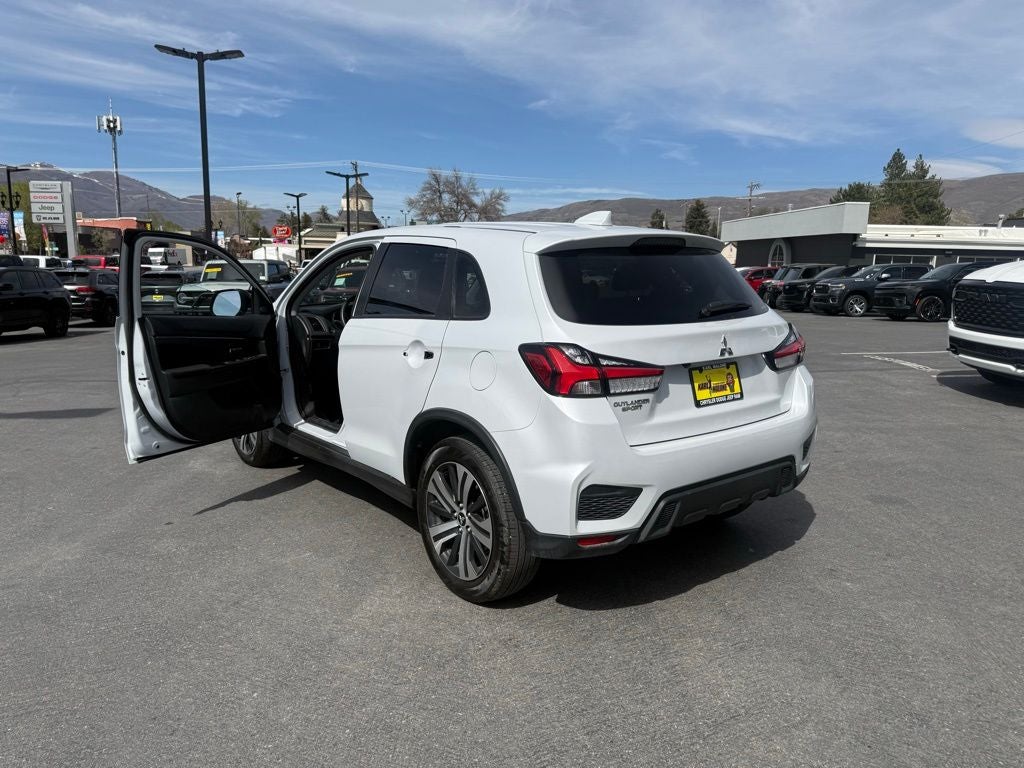 2025 Mitsubishi Outlander Sport Base