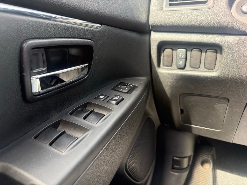 2025 Mitsubishi Outlander Sport Base