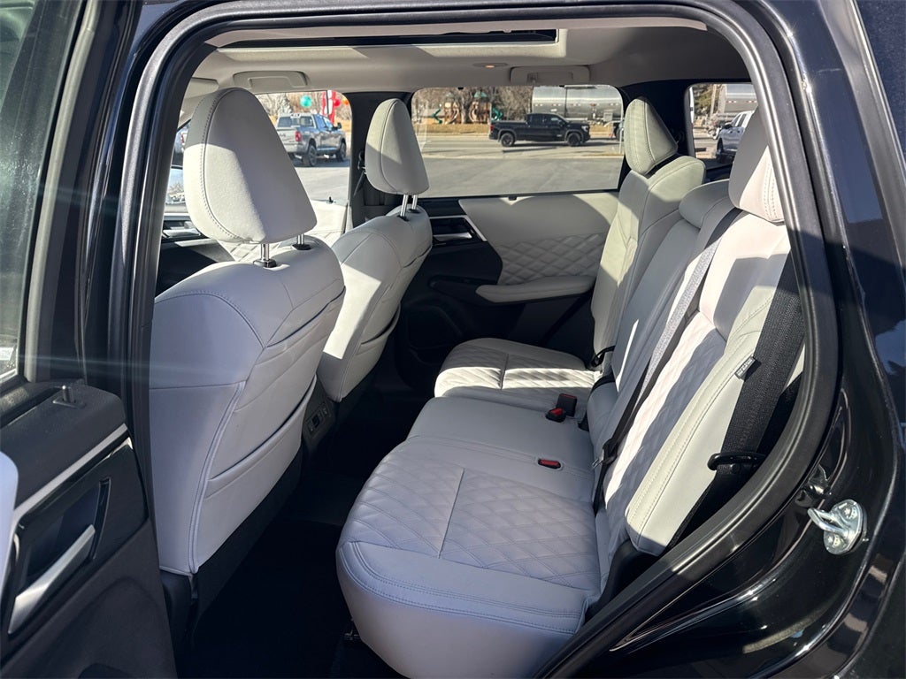 2023 Mitsubishi Outlander PHEV SEL