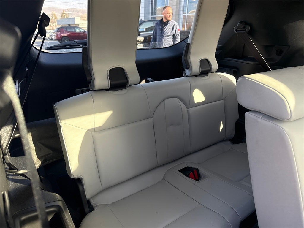 2023 Mitsubishi Outlander PHEV SEL