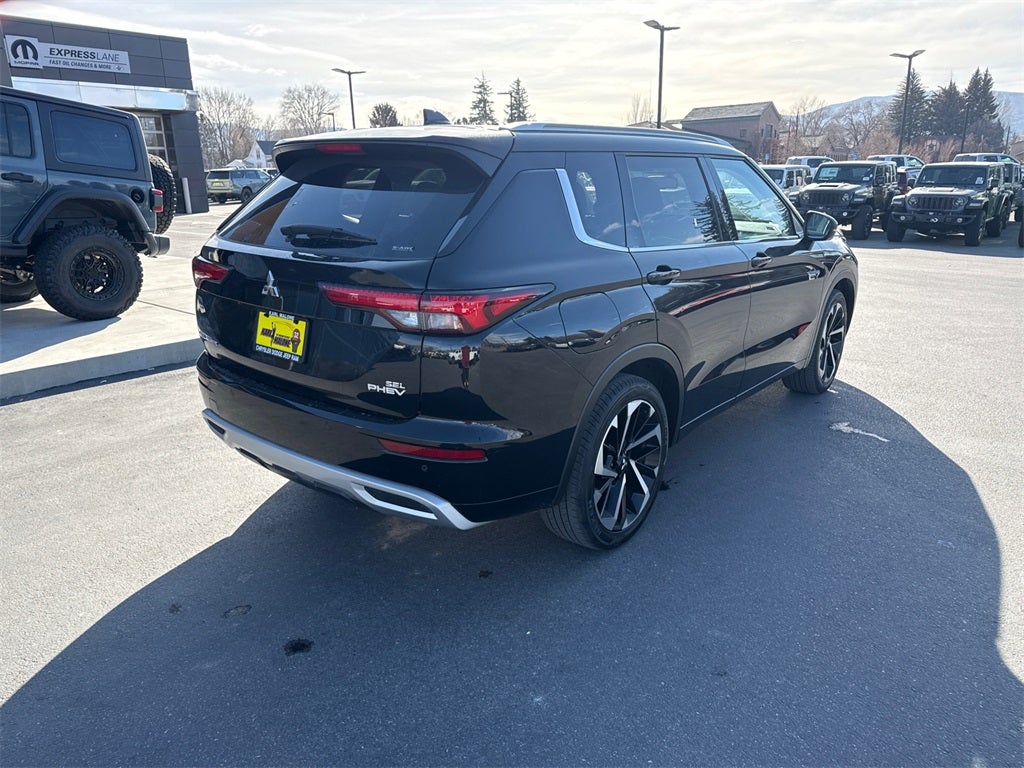 2023 Mitsubishi Outlander PHEV SEL