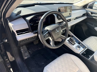 2023 Mitsubishi Outlander PHEV SEL