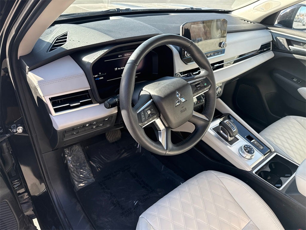 2023 Mitsubishi Outlander PHEV SEL