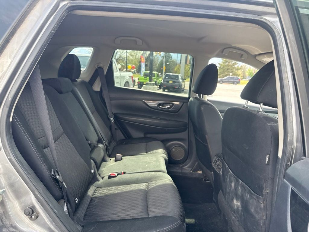 2017 Nissan Rogue SV