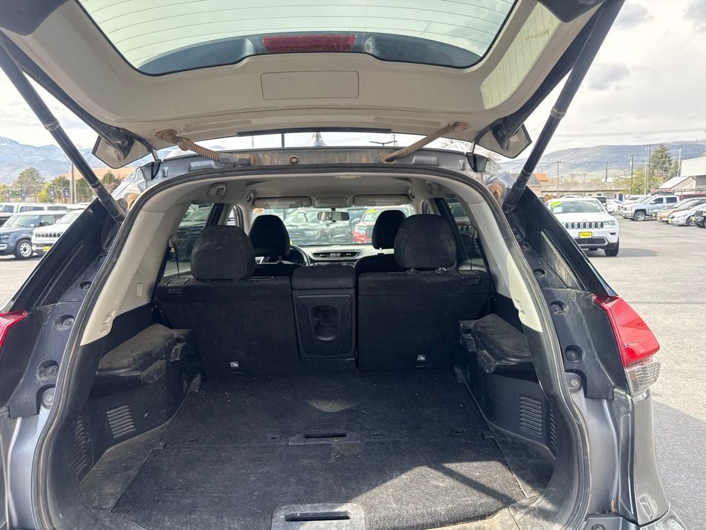 2017 Nissan Rogue SV