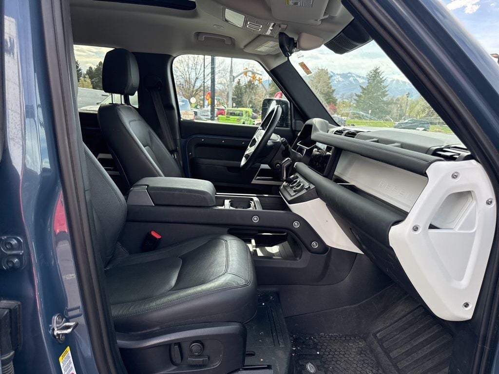 2024 Land Rover Defender 110 S
